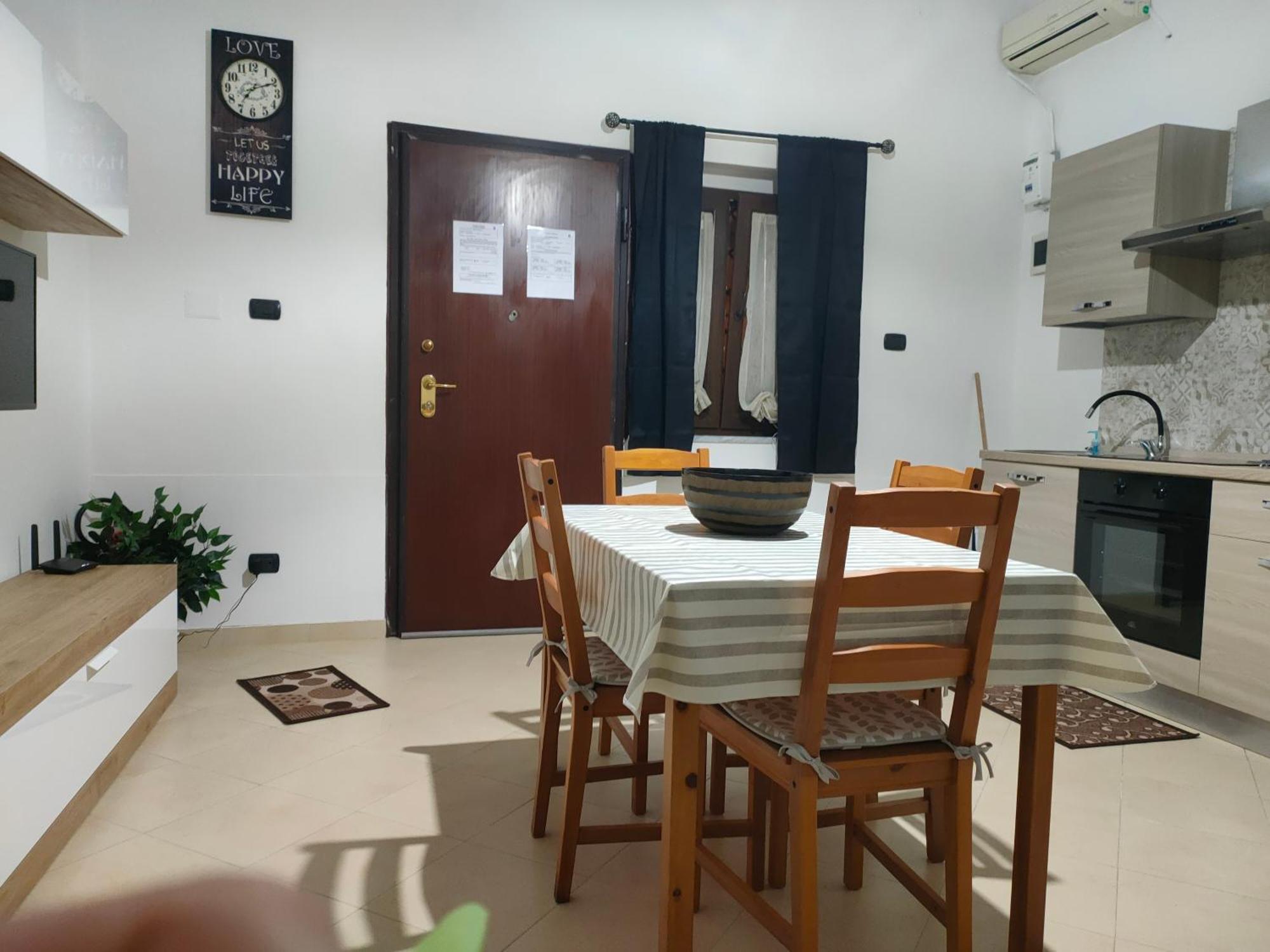 B&B Civico 152 Bellona Exterior photo